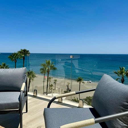 Sunnypalms - Beachfront Penthouse With Stunning Sea View เอสเตโปนา ภายนอก รูปภาพ